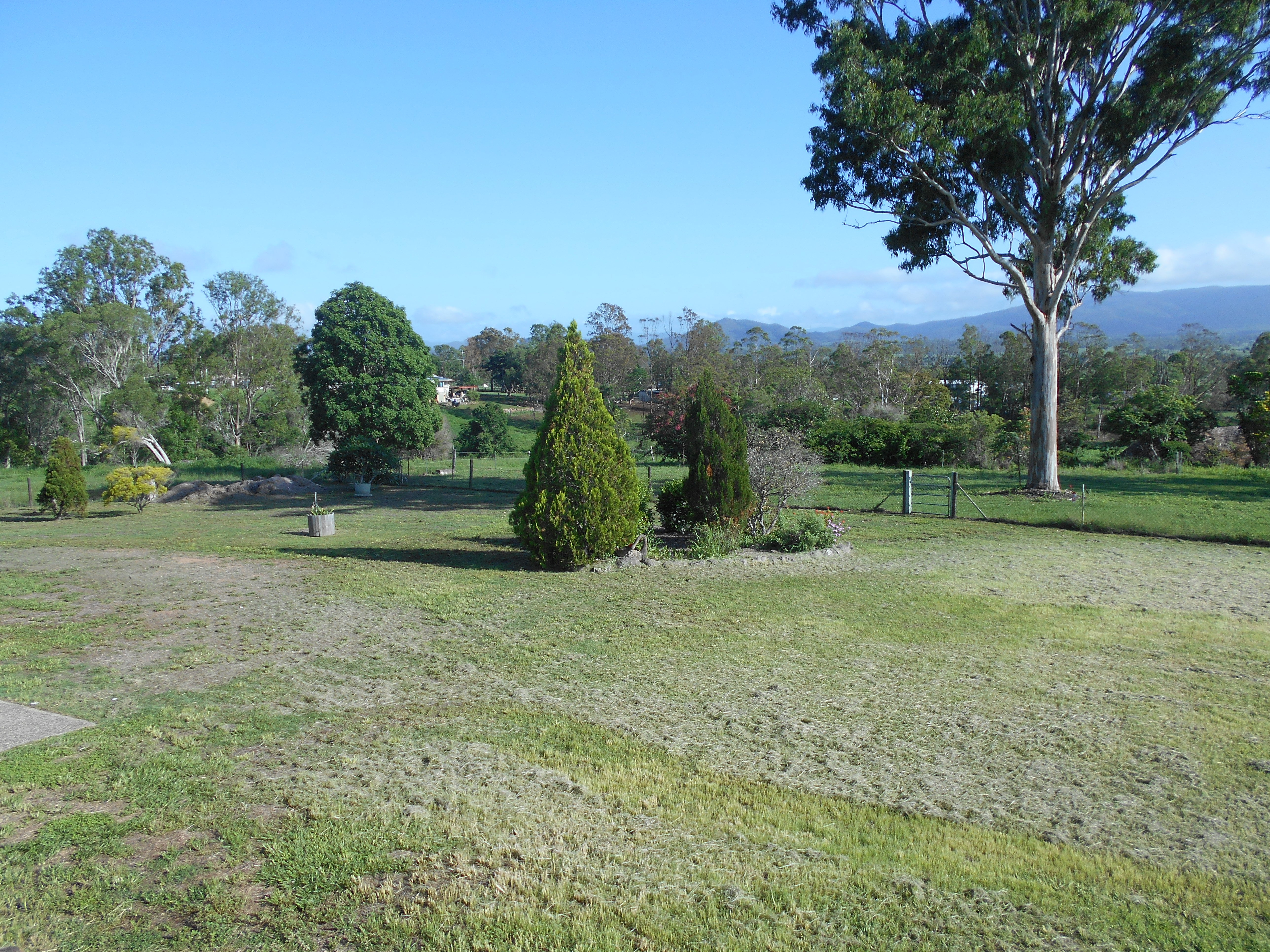Woodford Property Mount Archer via Woodford 12.5 Acres