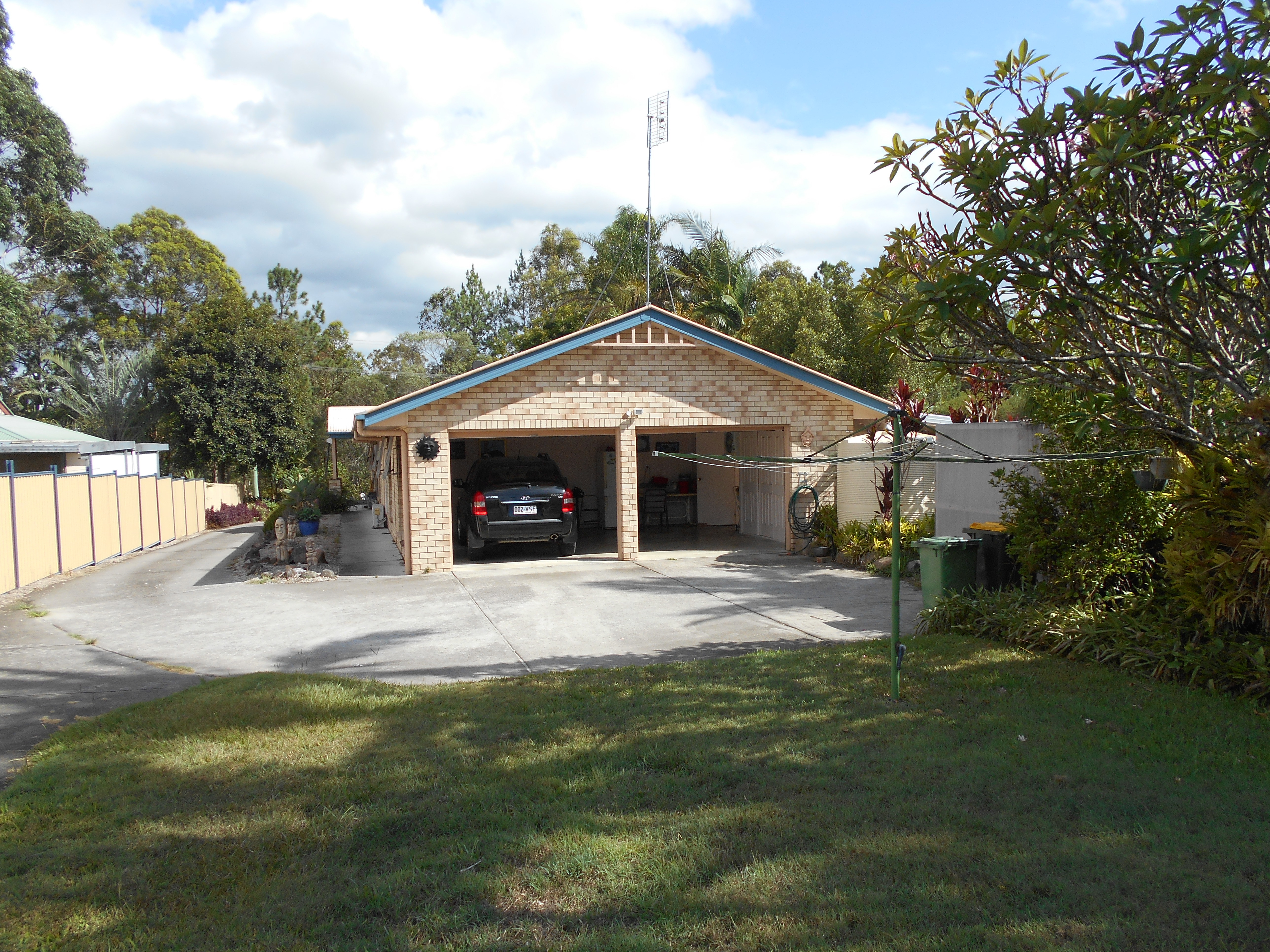 Woodford Property Woodford Large 1678m2 Block