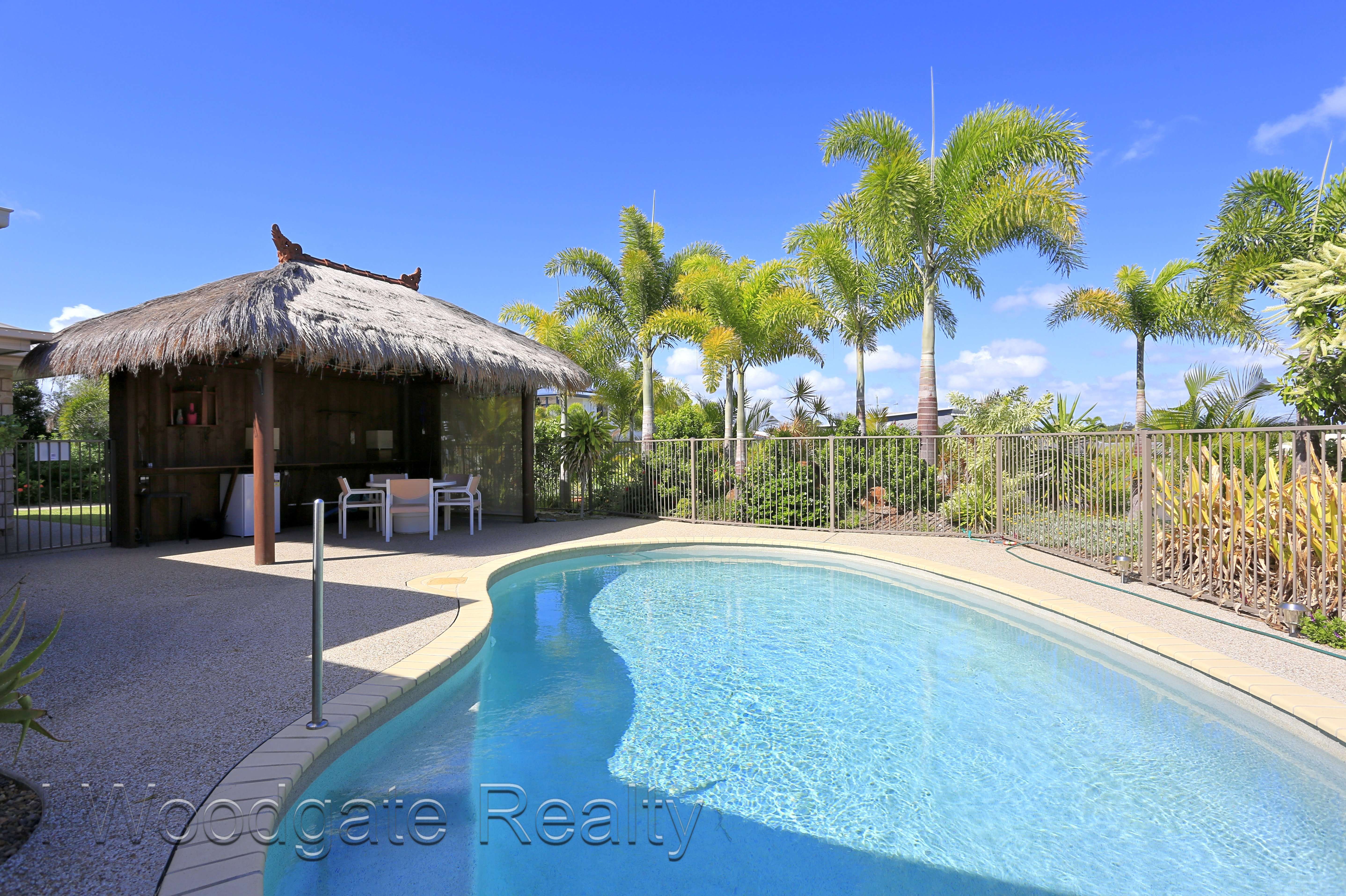 Woodgate Realty DREAM HOLIDAY HOME WITH LARGE INGROUND POOL