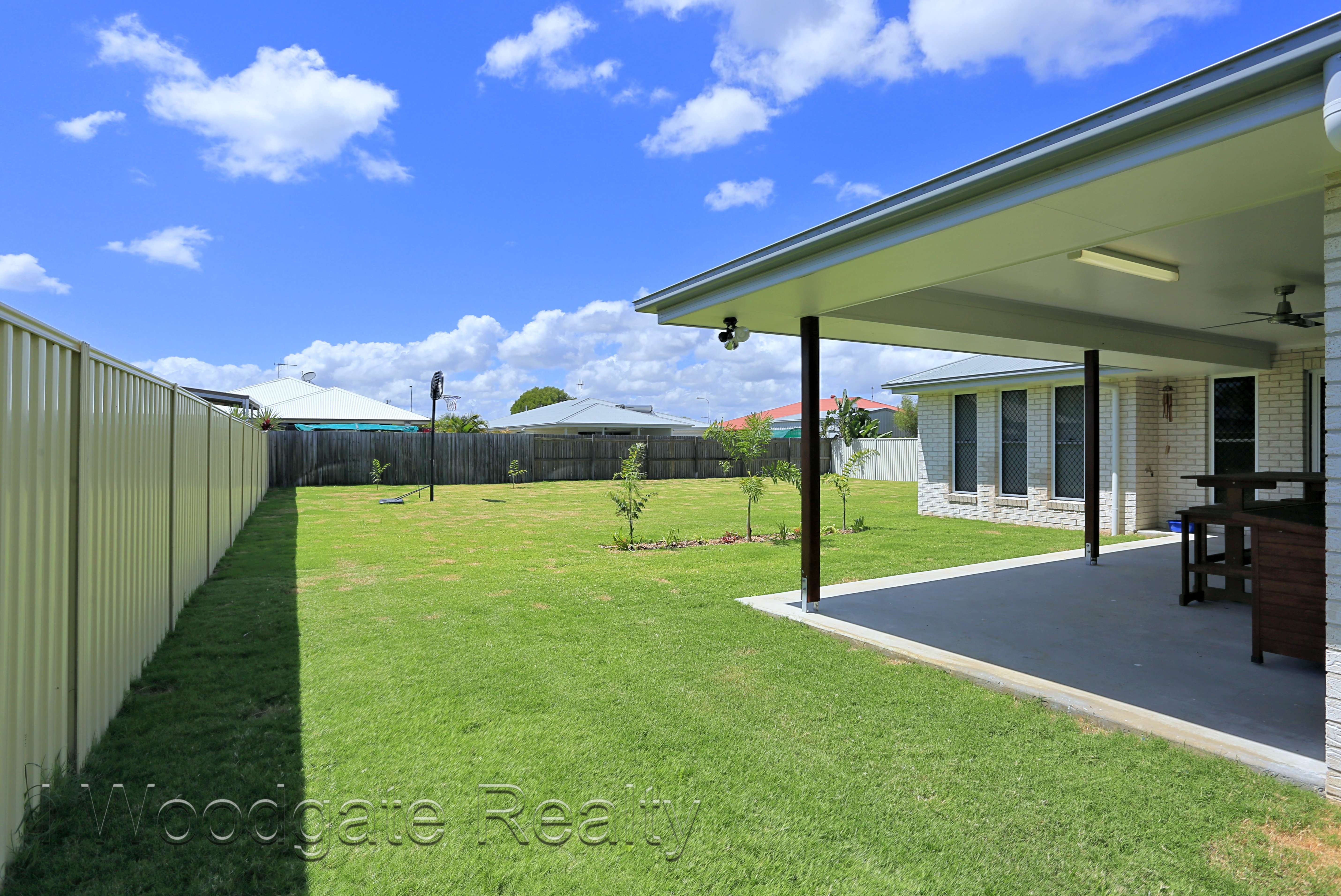 Woodgate Realty PET FRIENDLY BRAND NEW HOLIDAY HOME AT THE BEACH