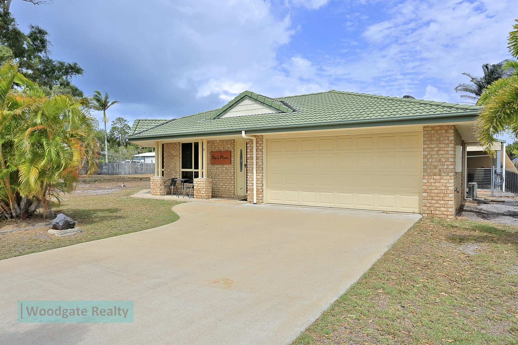 Woodgate Realty "VIC'S PLACE" AT BEAUTIFUL WOODGATE BEACH