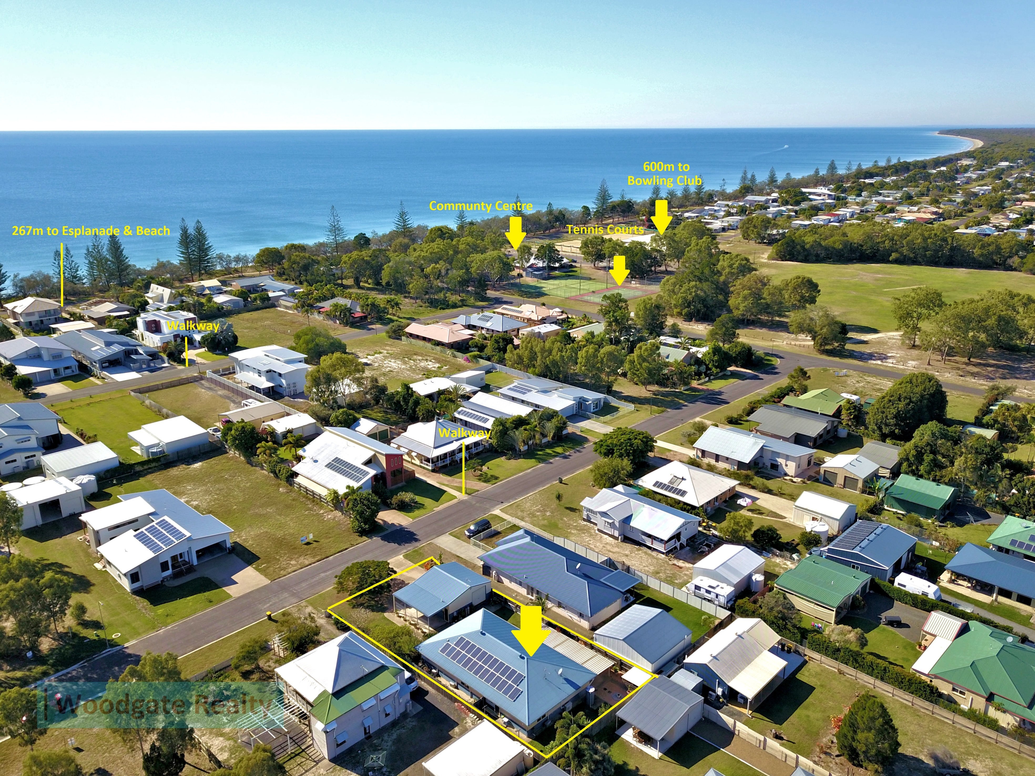 Woodgate Realty SOUGHT AFTER LOCATION SECRETS OF SIZE ARE INSIDE.