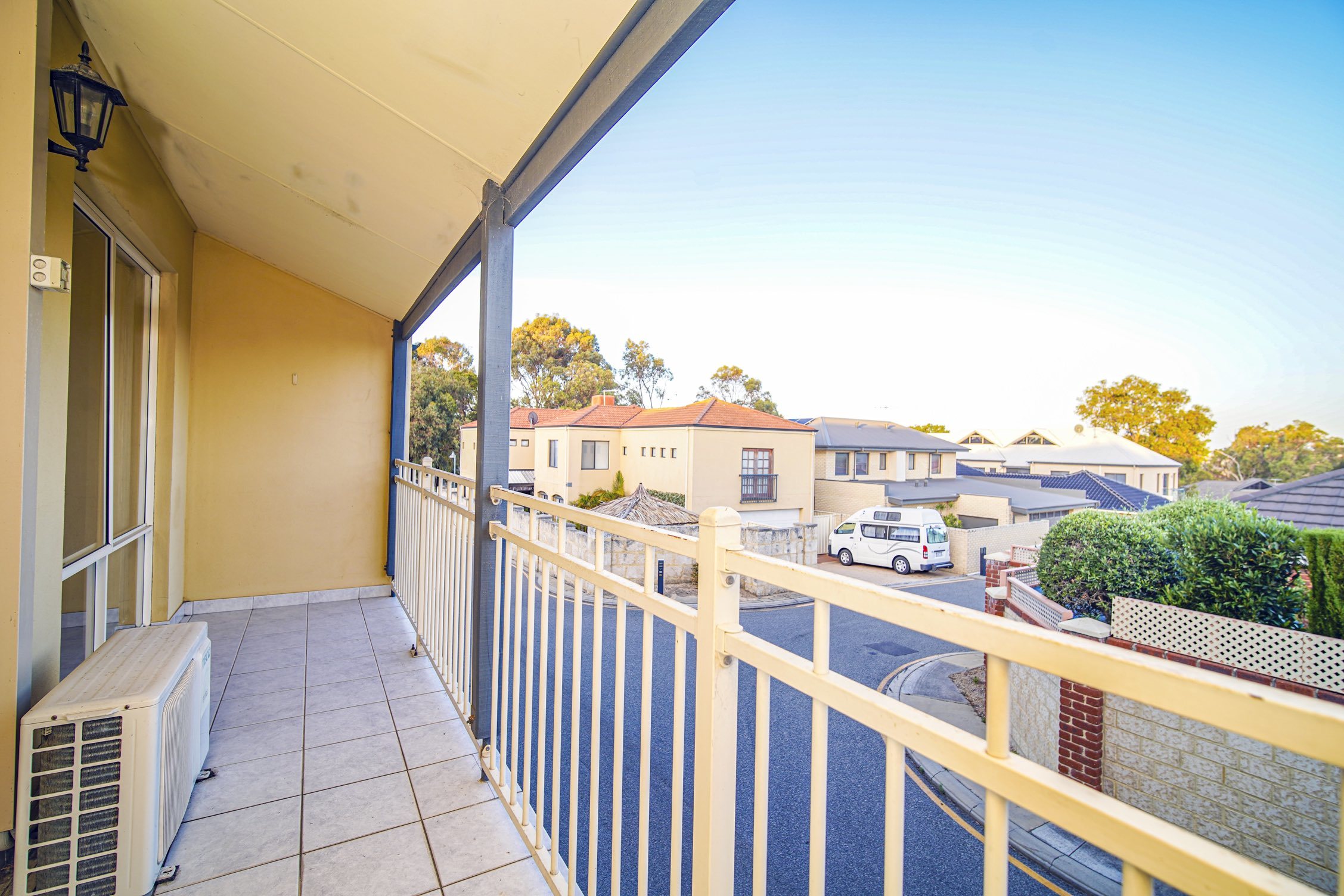 Awesome Two Storey Townhouse with Self Contained Granny Flat in Joondalup!