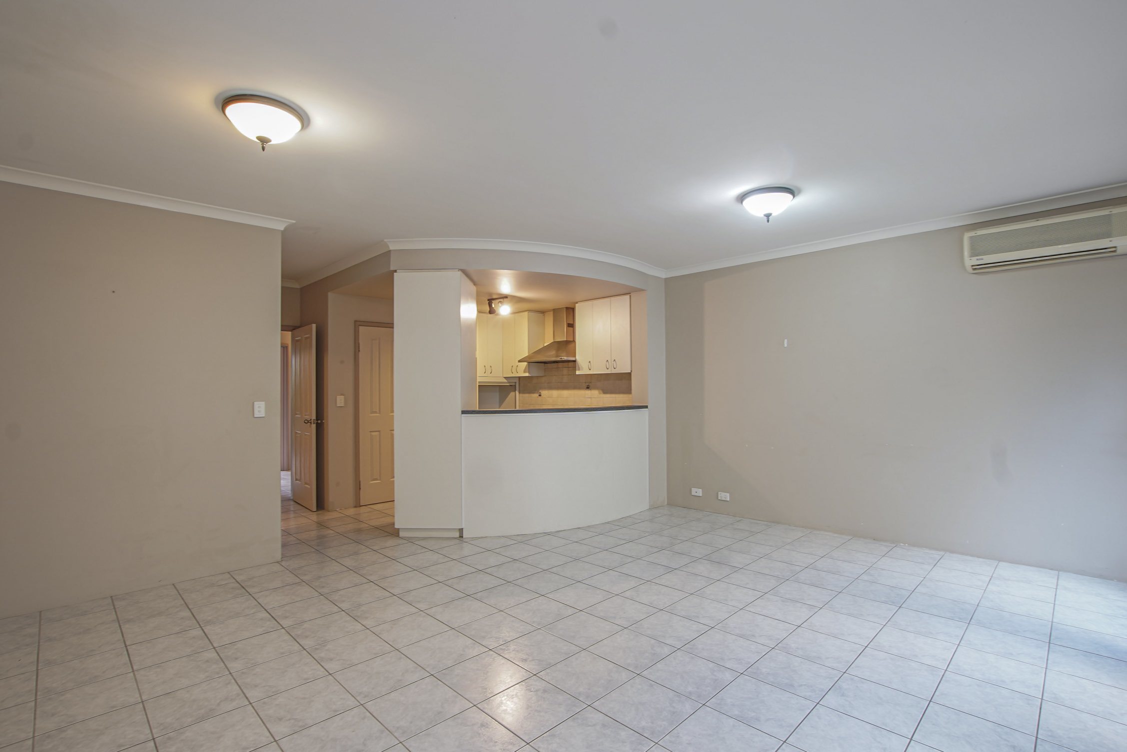 Awesome Two Storey Townhouse with Self Contained Granny Flat in Joondalup!