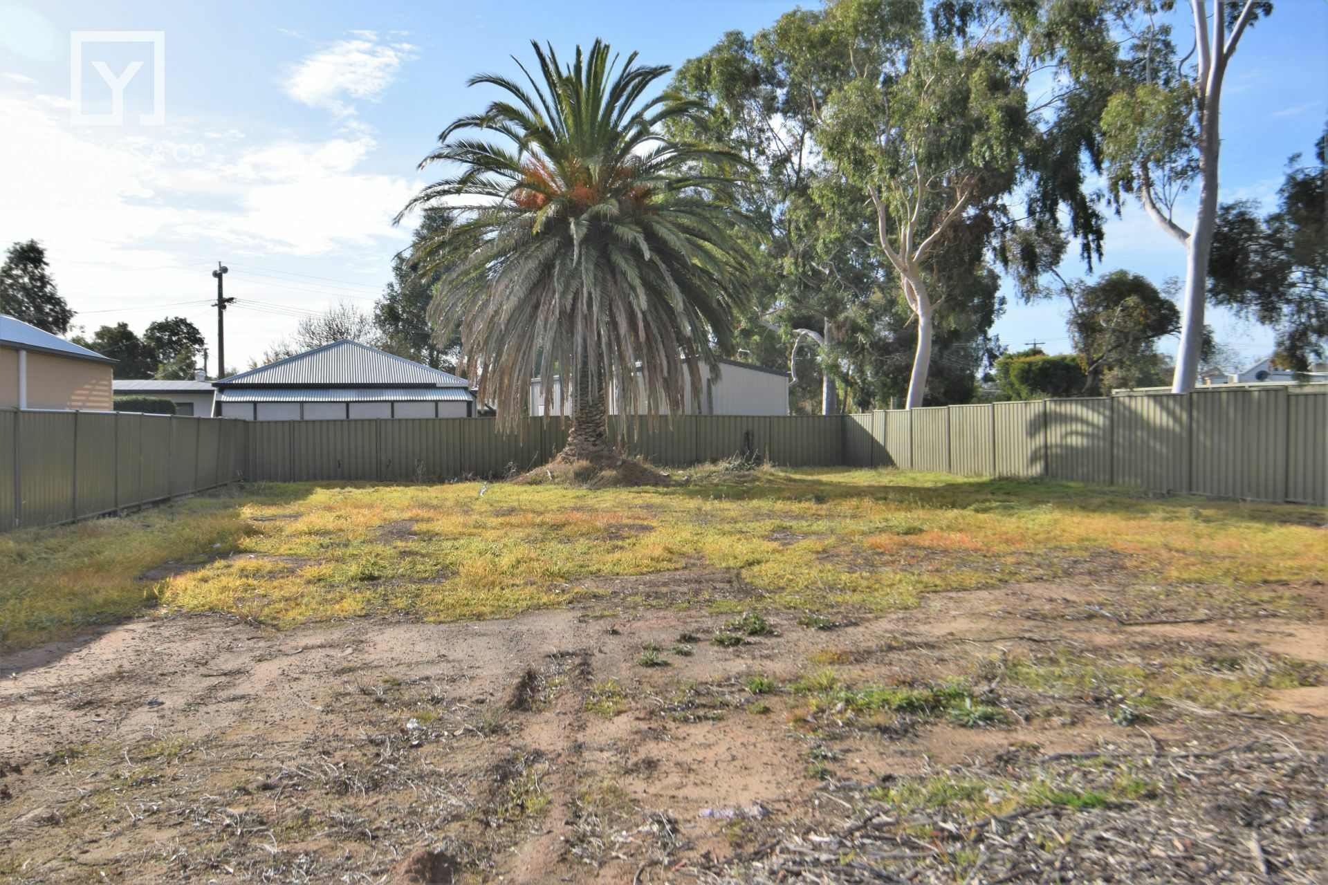 Youngs & Co Prime Location in a Established Mooroopna Neighborhood